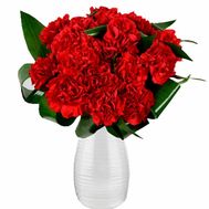 Букет гвоздик для дівчини