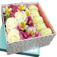 Коробка з макаронами