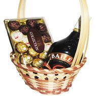 Корзина на подарок для женщины