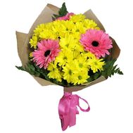 Невеликий букет із гербер та хризантем