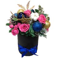 Новорічна композиція в шляпной коробці