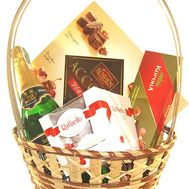 Подарочная корзина для любимой