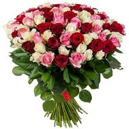 A delightful bouquet of 101 roses