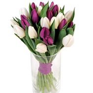Design bouquet of tulips