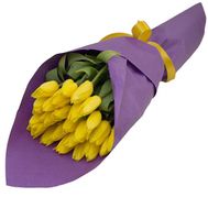 Cascade bouquet of yellow tulips