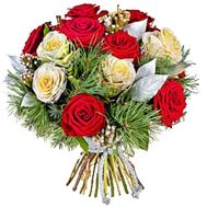 Новорічний букет троянд з сосною