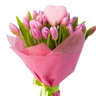 25 pink tulips with a heart