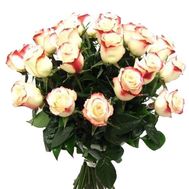 Букет імпортних троянд