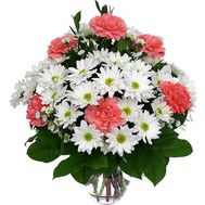 Букет із гвоздик та хризантем