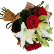 Букет із лілій і троянд