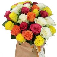 Букет из разноцветных роз