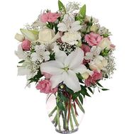 Букет из роз и альстромерий