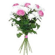 Букет із троянд і хризантем