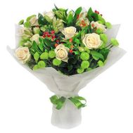 Букет из роз и хризантем