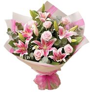 Букет из роз и лилий