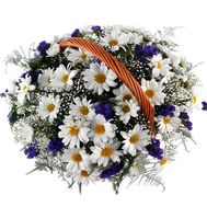 Кошик із хризантем