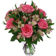 Ніжний букет квітів мікс