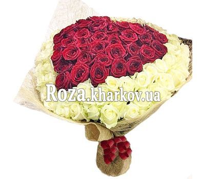 101 роза в виде сердца