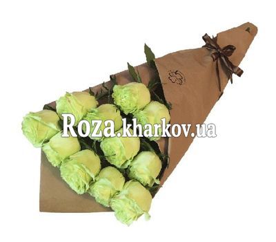 Каскадный букет импортных роз Каскадный букет импортных роз