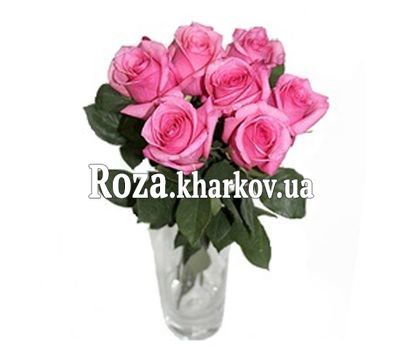 Недорогой букет розовых роз