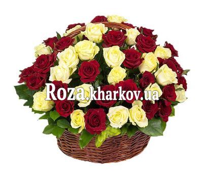 Elegant basket on the anniversary Elegant basket on the anniversary