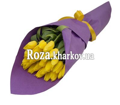 Каскадный букет желтых тюльпанов