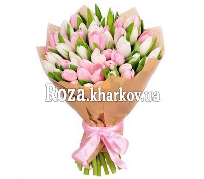 Нежный букет тюльпанов