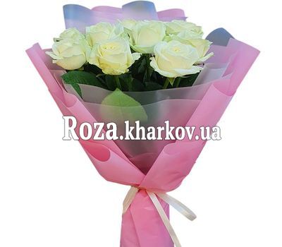 Букет білих троянд