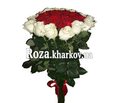 Бело-красный букет