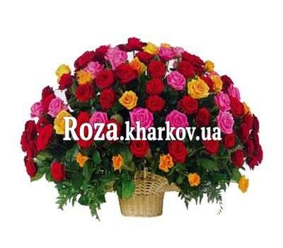 Большая корзина роз