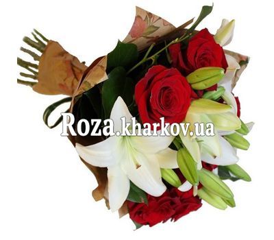 Букет із лілій і троянд Букет із лілій і троянд