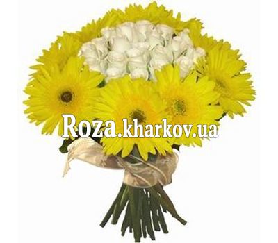 Букет из роз и гербер Букет из роз и гербер