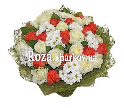 Букет із троянд і хризантем