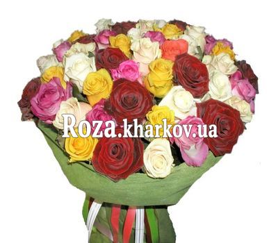 Букет разноцветных роз