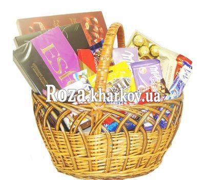 Корзина сладостей