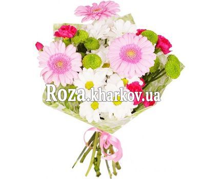 Небольшой букет цветов