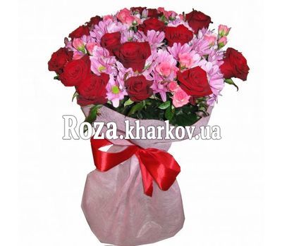 Яскравий букет квітів