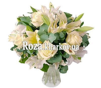 Букет из роз и лилий